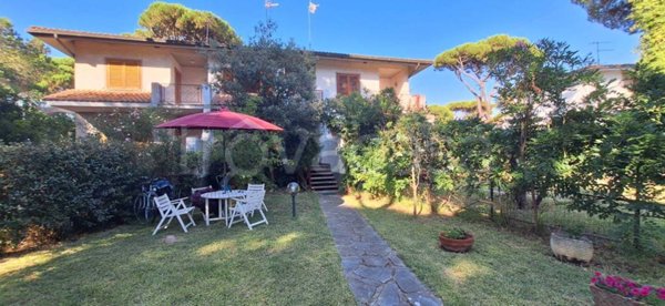 casa indipendente in vendita a Grosseto in zona Principina a Mare