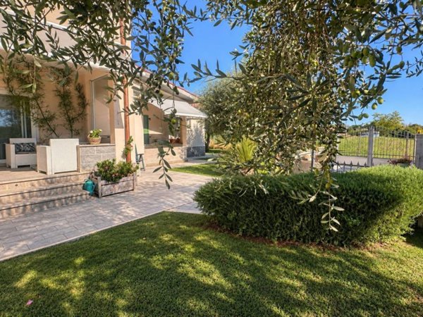 casa indipendente in vendita a Grosseto in zona La Principina