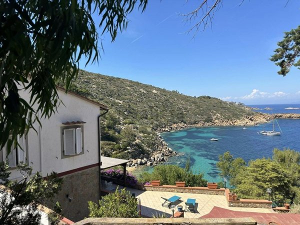 casa indipendente in vendita ad Isola del Giglio