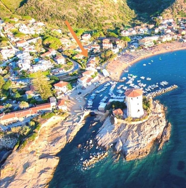 appartamento in vendita ad Isola del Giglio in zona Giglio Campese