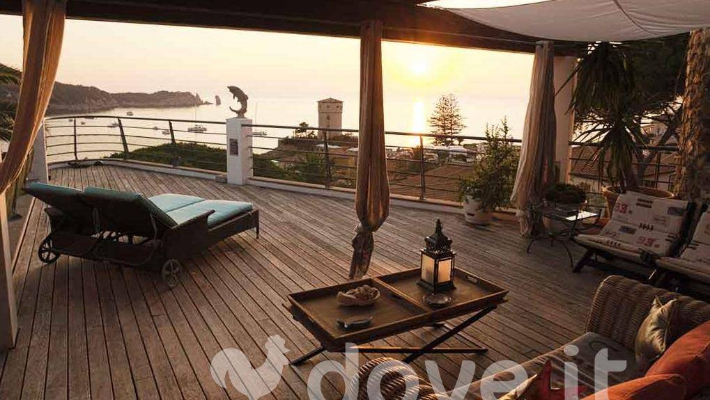 appartamento in vendita ad Isola del Giglio in zona Giglio Porto