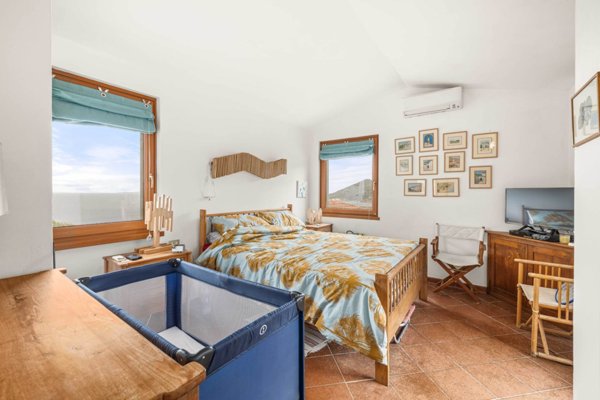 appartamento in vendita ad Isola del Giglio in zona Giglio Porto