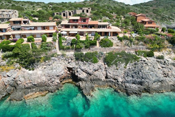 casa indipendente in vendita ad Isola del Giglio