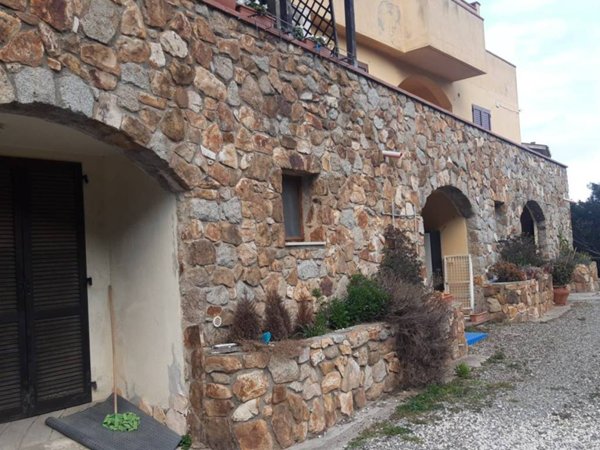 appartamento in vendita ad Isola del Giglio in zona Giglio Porto