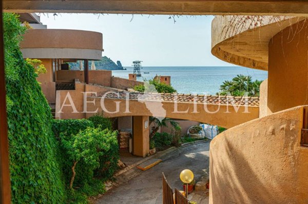 appartamento in vendita ad Isola del Giglio in zona Giglio Campese