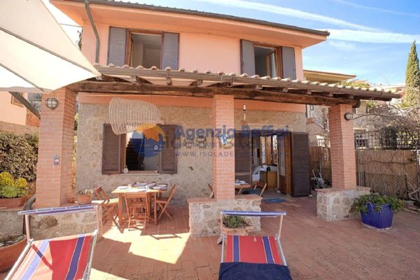 casa indipendente in vendita ad Isola del Giglio