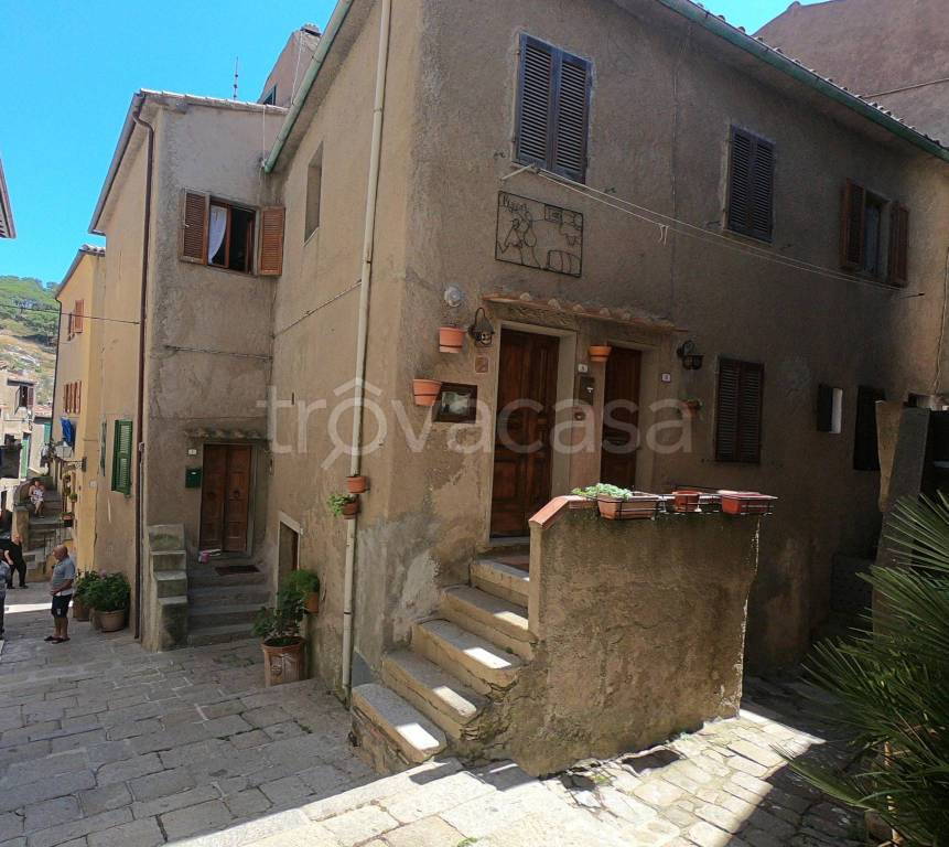 appartamento in vendita ad Isola del Giglio in zona Giglio Castello