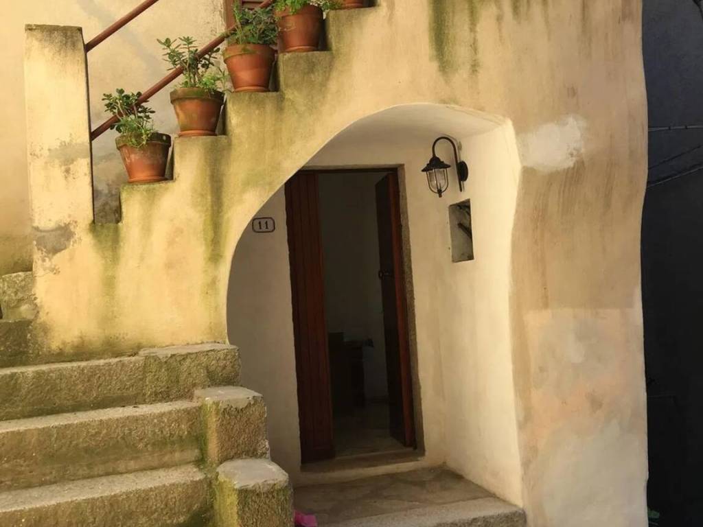 appartamento in vendita ad Isola del Giglio in zona Giglio Porto