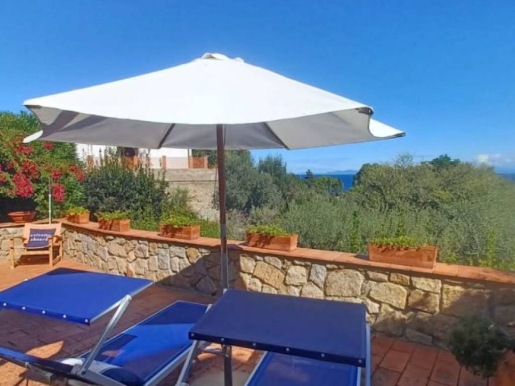 casa indipendente in vendita ad Isola del Giglio