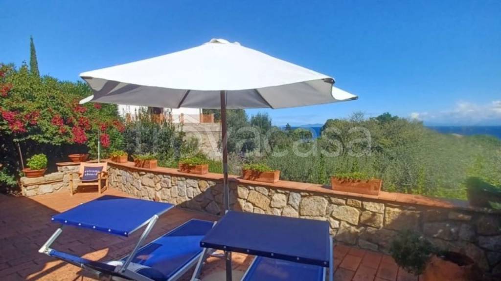casa indipendente in vendita ad Isola del Giglio