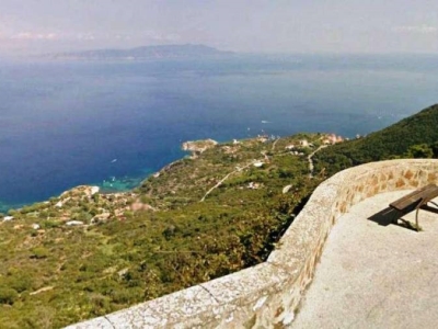 monolocale in vendita ad Isola del Giglio in zona Giglio Castello