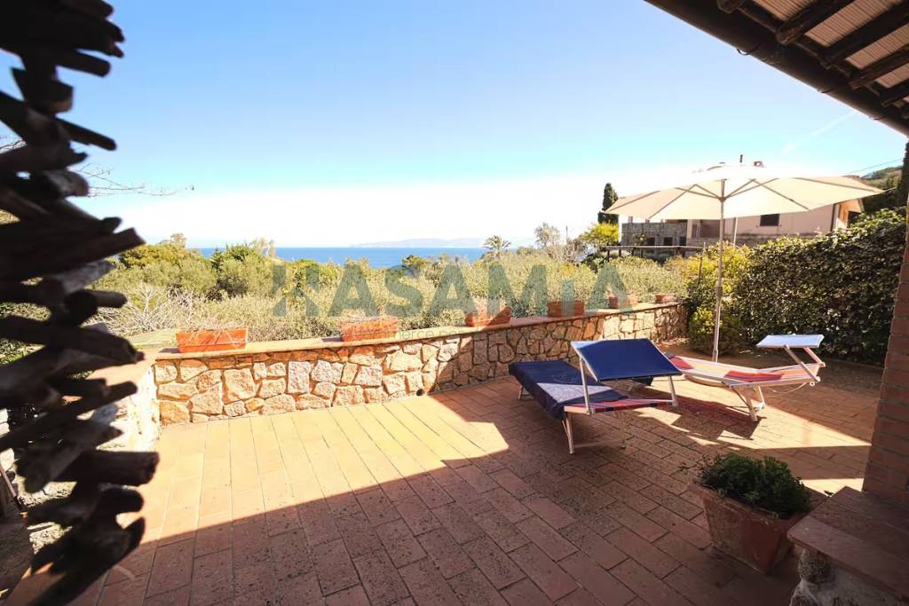 casa indipendente in vendita ad Isola del Giglio