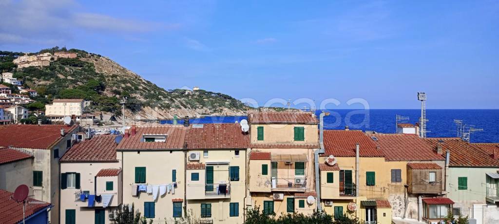 appartamento in vendita ad Isola del Giglio in zona Giglio Porto