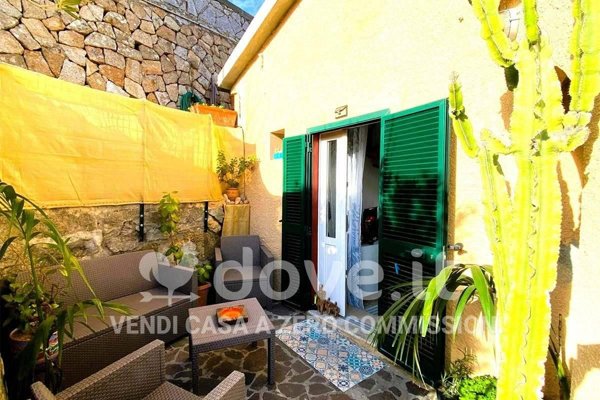 appartamento in vendita ad Isola del Giglio