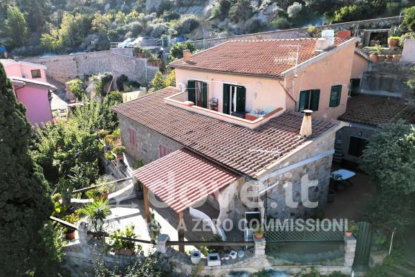 appartamento in vendita ad Isola del Giglio