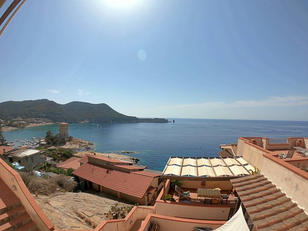 appartamento in vendita ad Isola del Giglio
