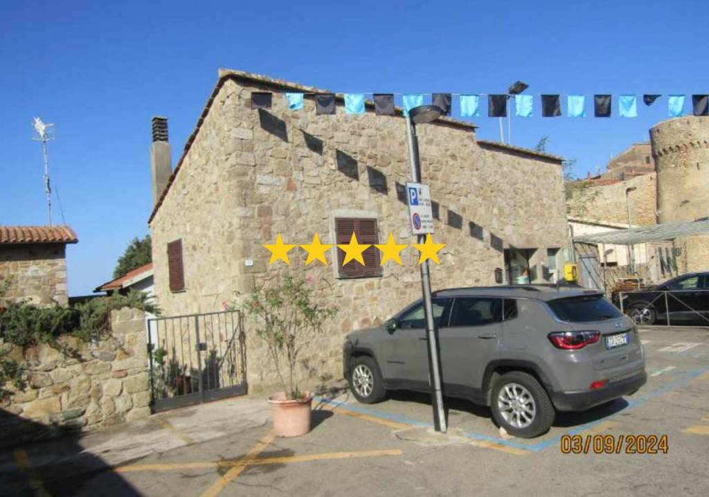 appartamento in vendita ad Isola del Giglio in zona Giglio Castello