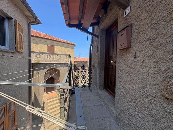 appartamento in vendita ad Isola del Giglio in zona Giglio Castello