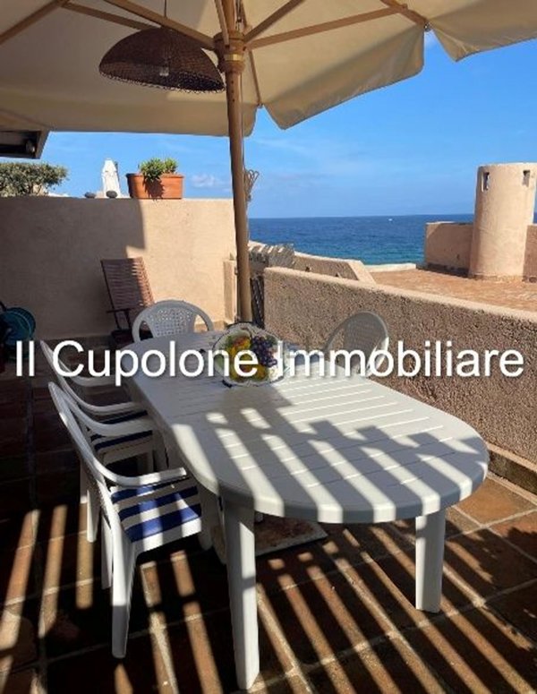 appartamento in vendita ad Isola del Giglio in zona Giglio Campese