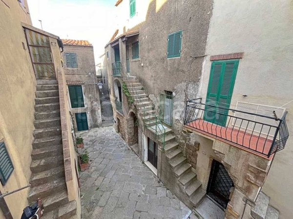 appartamento in vendita ad Isola del Giglio in zona Giglio Castello