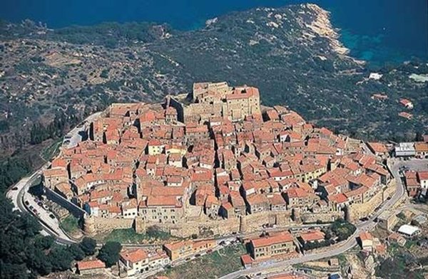 appartamento in vendita ad Isola del Giglio