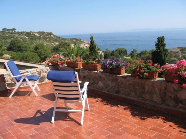 casa indipendente in vendita ad Isola del Giglio