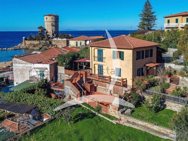 casa indipendente in vendita ad Isola del Giglio