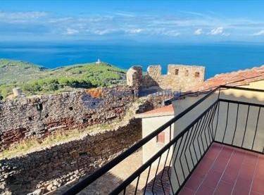 pentavano in vendita ad Isola del Giglio