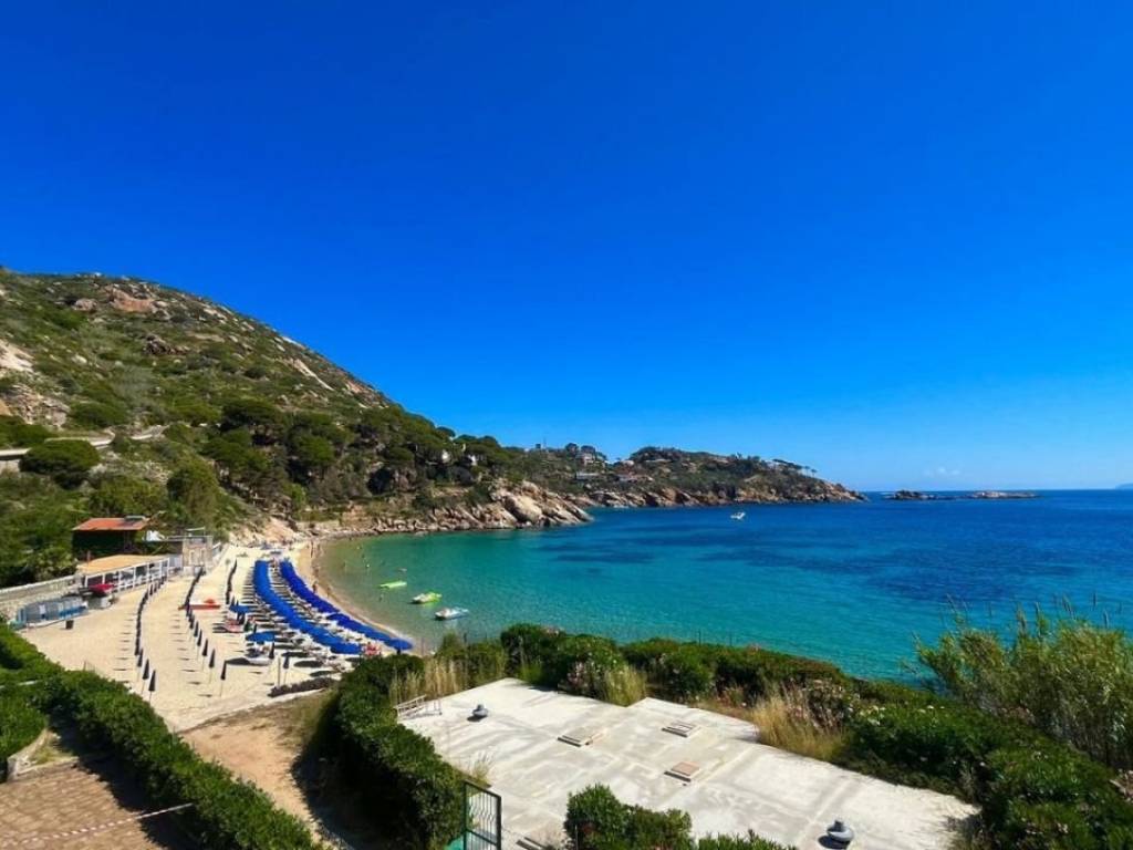 appartamento in vendita ad Isola del Giglio in zona Giglio Porto