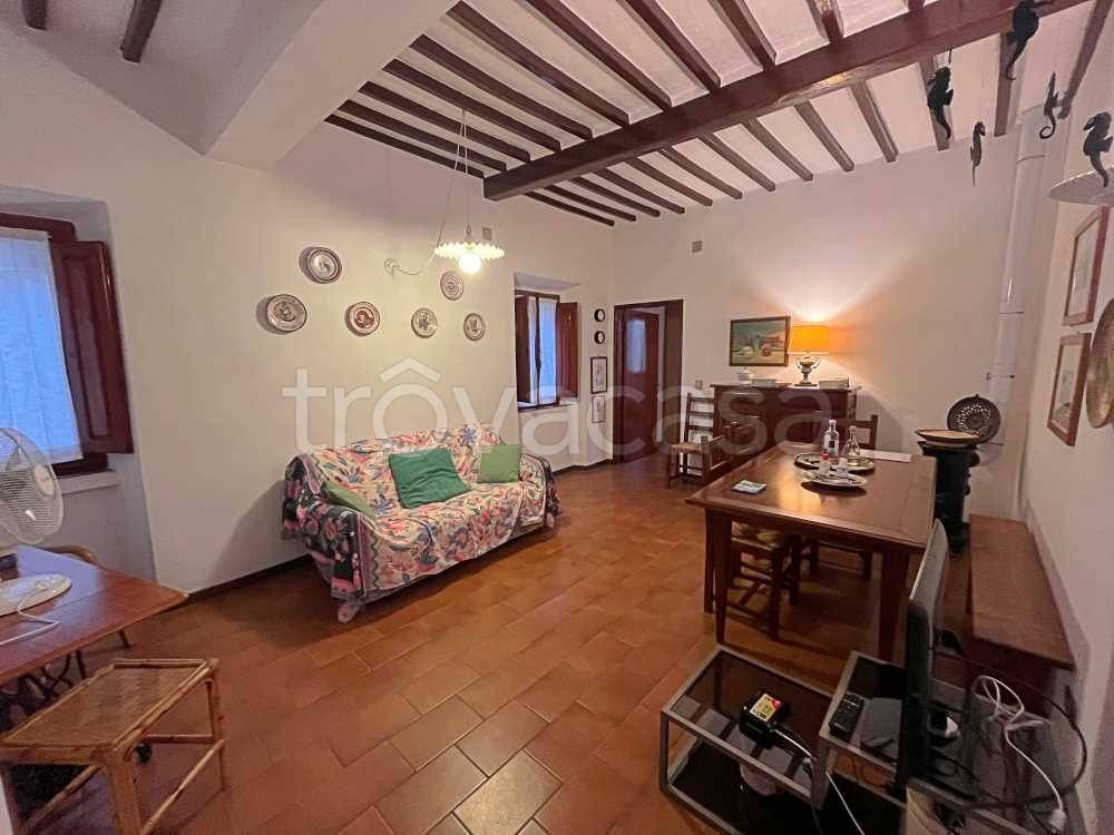 appartamento in vendita ad Isola del Giglio in zona Giglio Castello