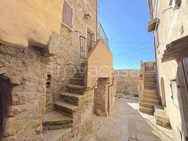 appartamento in vendita ad Isola del Giglio in zona Giglio Castello