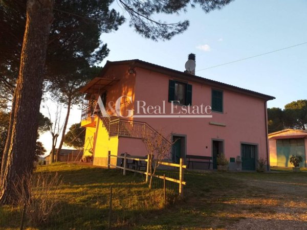 casa indipendente in vendita a Magliano in Toscana in zona Montiano