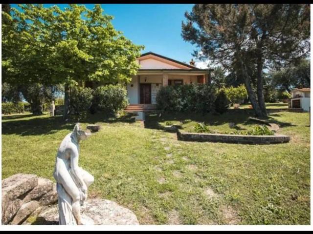 casa indipendente in vendita a Magliano in Toscana in zona Montiano