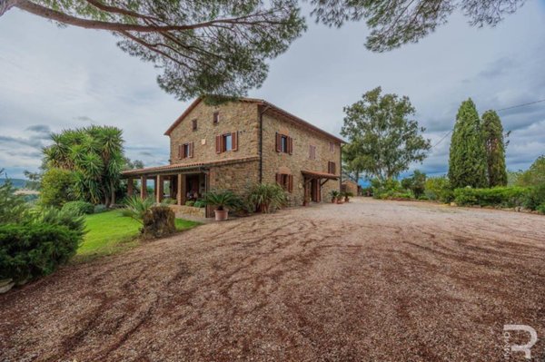 casa indipendente in vendita a Magliano in Toscana