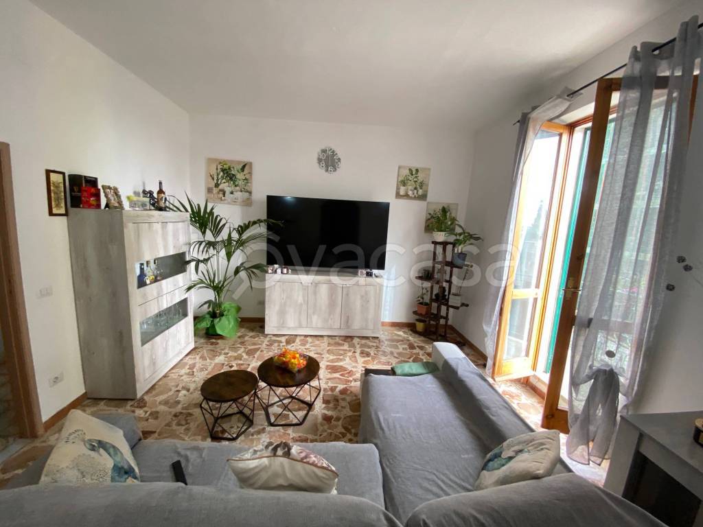 appartamento in vendita a Magliano in Toscana