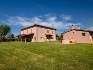 casa indipendente in vendita a Magliano in Toscana