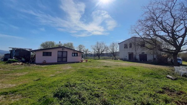 casa indipendente in vendita a Magliano in Toscana in zona Montiano