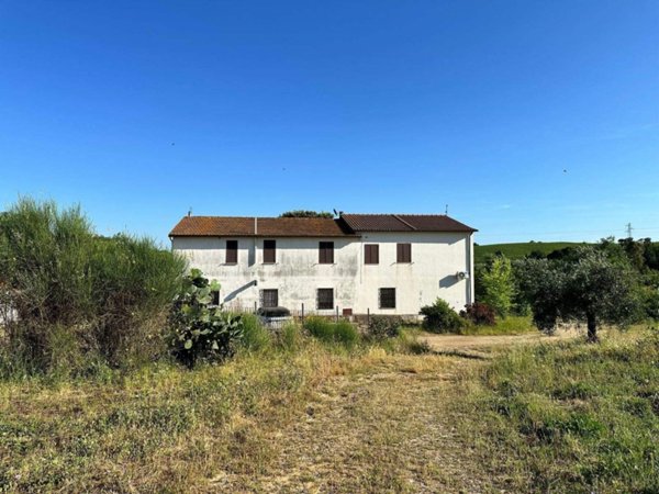 azienda agricola in vendita a Magliano in Toscana