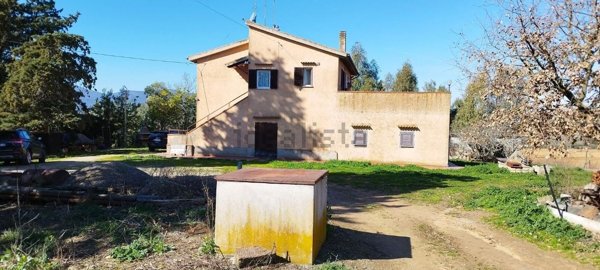 casa indipendente in vendita a Magliano in Toscana in zona Montiano