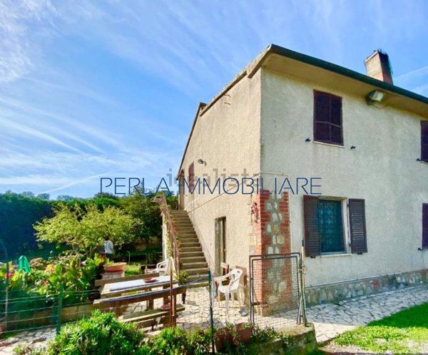 casa indipendente in vendita a Magliano in Toscana