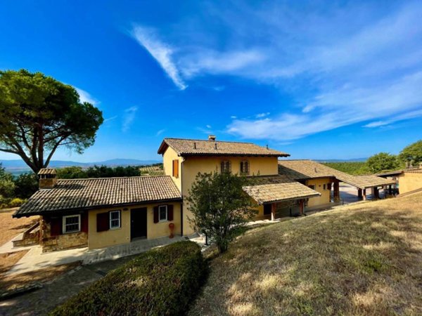 casa indipendente in vendita a Magliano in Toscana