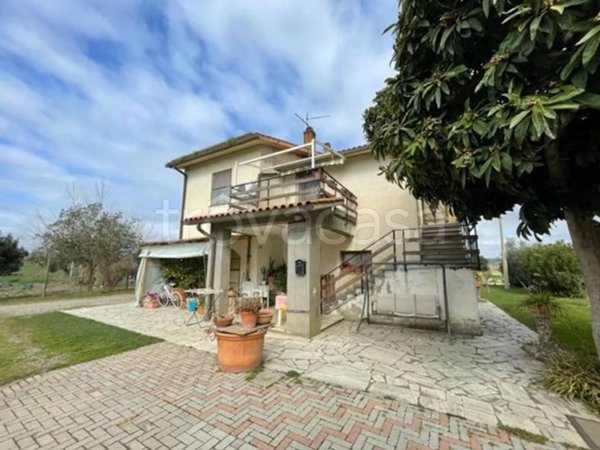 casa indipendente in vendita a Magliano in Toscana