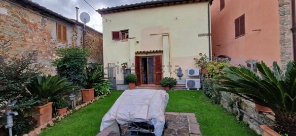 appartamento in vendita a Magliano in Toscana in zona Pereta