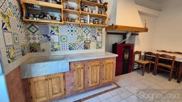 appartamento in vendita a Magliano in Toscana in zona Montiano