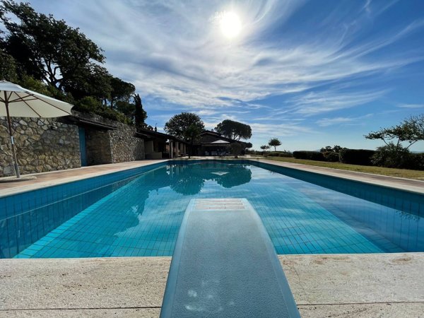 casa indipendente in vendita a Magliano in Toscana