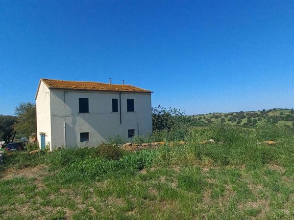 casa indipendente in vendita a Magliano in Toscana