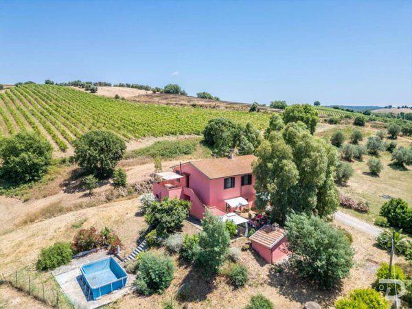 casa indipendente in vendita a Magliano in Toscana