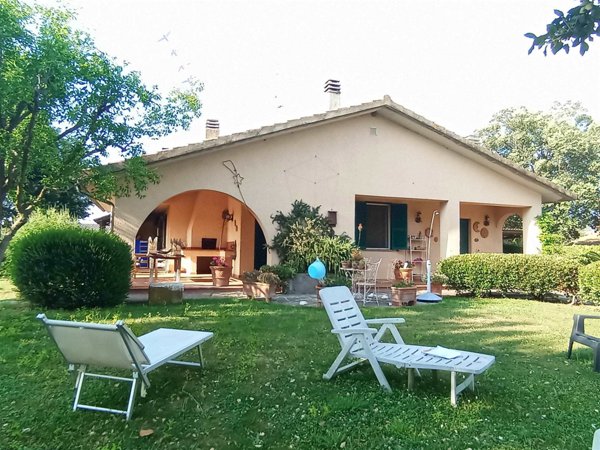 villa in vendita a Magliano in Toscana