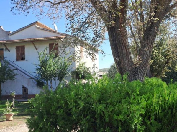 casa indipendente in vendita a Magliano in Toscana