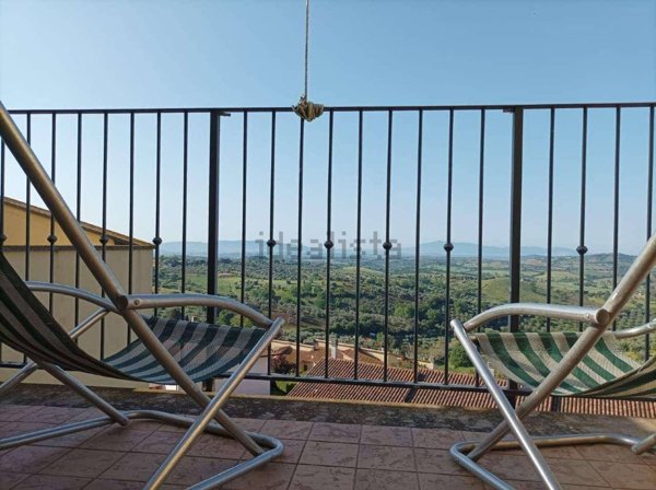 appartamento in vendita a Magliano in Toscana in zona Montiano
